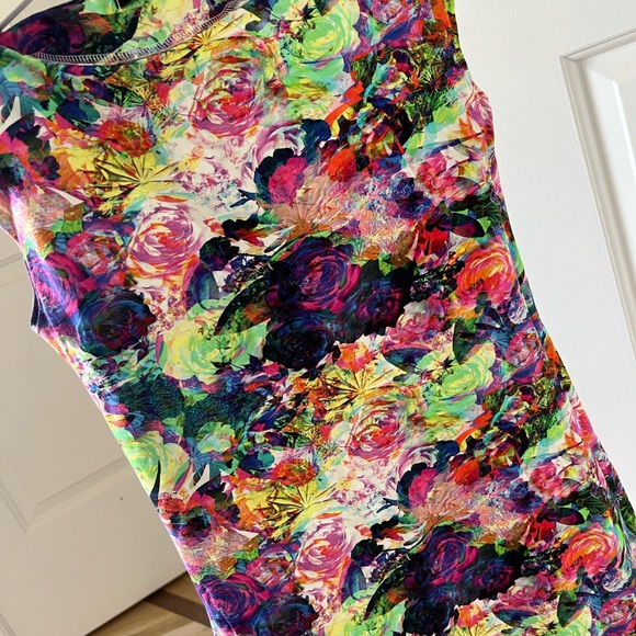 Mini summer dress - Picture 3 of 4